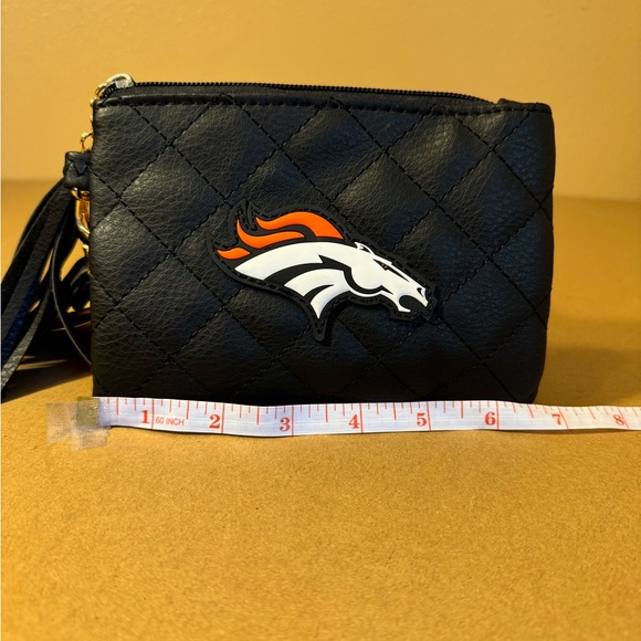 NWT Bronco’s Coin Purse/Wallet - Picture 3 of 7